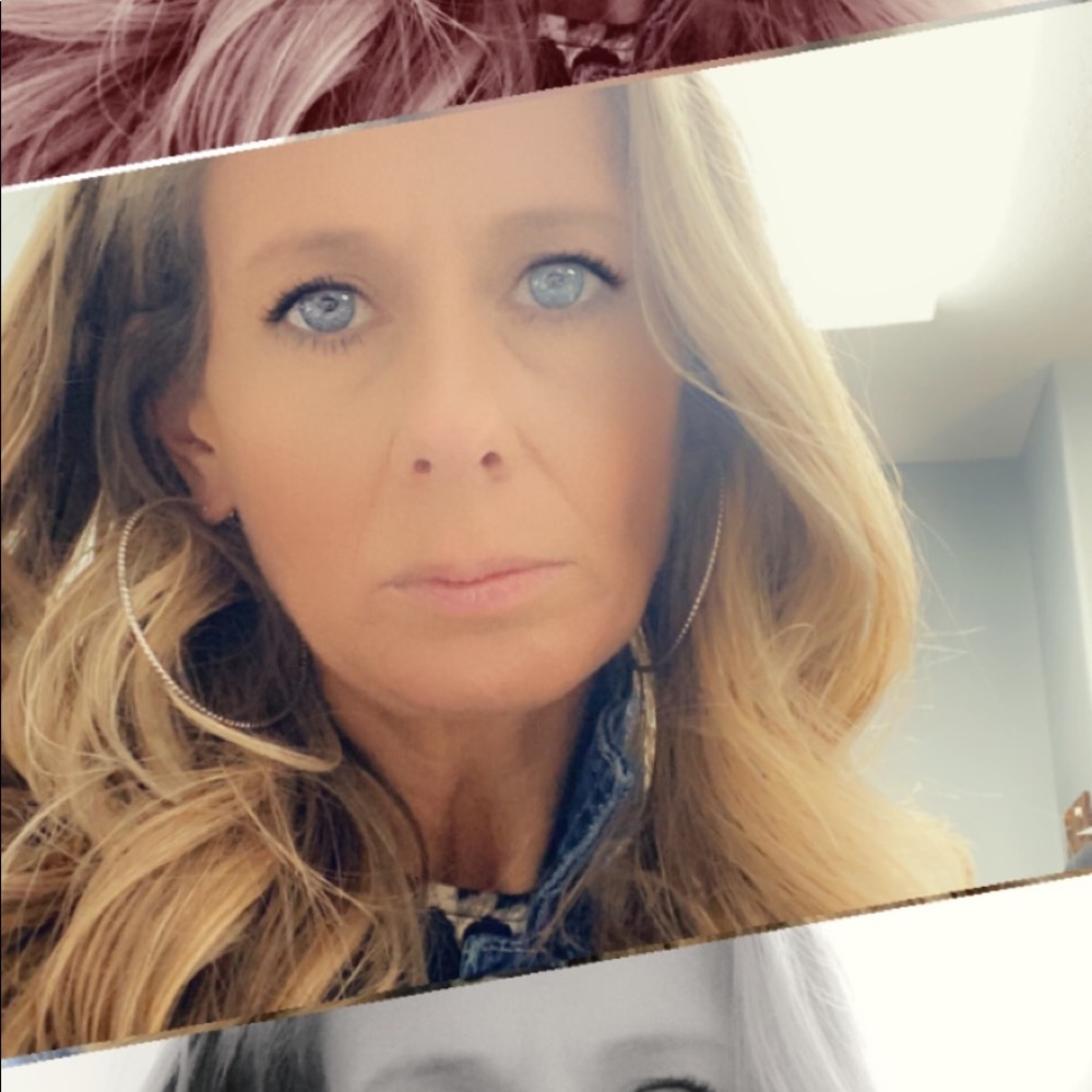 Meet your Posher, Bonnie